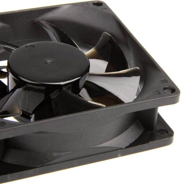 Produktbild: NoiseBlocker BlackSilent Pro P-P PC-Geh&auml;use-L&uuml;fter Schwarz (B x H x T) 80 x 80 x 25 mm