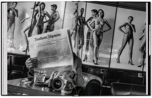 Produktbild: Helmut Newton