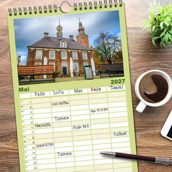 Produktbild: Familienplaner 2027 - Ein Blick auf Leer (Ostfriesland) mit 5 Spalten (Wandkalender, 21 x 45 cm) CALVENDO
