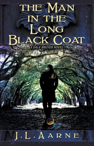 Produktbild: The Man in the Long Black Coat