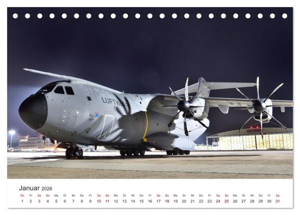 Produktbild: Flugzeugimpressionen auf dem Flughafen (Tischkalender 2026 DIN A5 quer), CALVENDO Monatskalender