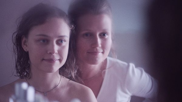 Produktbild: Valeria is getting married