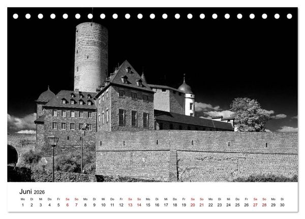 Produktbild: Burgen in schwarzwei&szlig; - Wie aus alten Zeiten (Tischkalender 2026 DIN A5 quer), CALVENDO Monatskalender