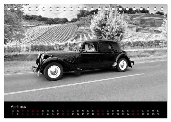 Produktbild: Citro&euml;n 11 CV Traction Avant in schwarzweiss (Tischkalender 2026 DIN A5 quer), CALVENDO Monatskalender