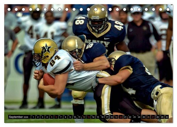 Produktbild: Kraft und Taktik - American Football (Tischkalender 2026 DIN A5 quer), CALVENDO Monatskalender