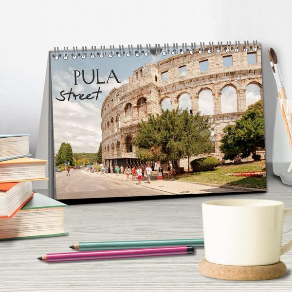 Produktbild: Pula Street (Tischkalender 2026 DIN A5 quer), CALVENDO Monatskalender