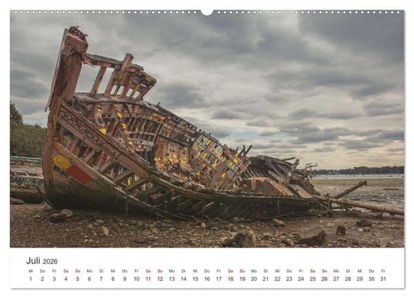 Produktbild: Gestrandet - Schiffswracks in der Bretagne (Wandkalender 2026 DIN A2 quer), CALVENDO Monatskalender