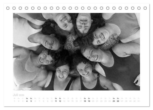 Produktbild: Sommer, Strand und Mode - gen&uuml;&szlig;liche Stunden (Tischkalender 2026 DIN A5 quer), CALVENDO Monatskalender