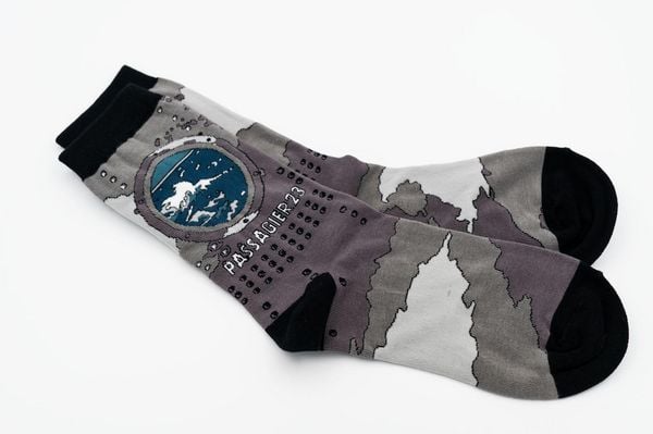 Produktbild: Sebastian Fitzek-Socken "Passagier 23" Gr&ouml;&szlig;e 41 - 46