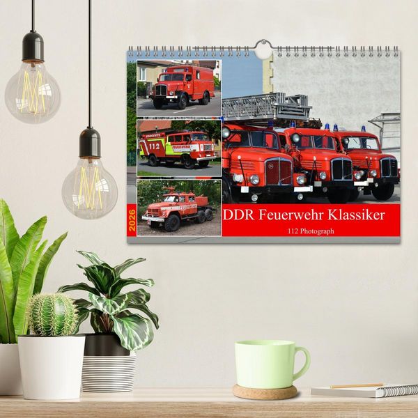 Produktbild: DDR Feuerwehr Klassiker (Wandkalender 2026 DIN A4 quer), CALVENDO Monatskalender