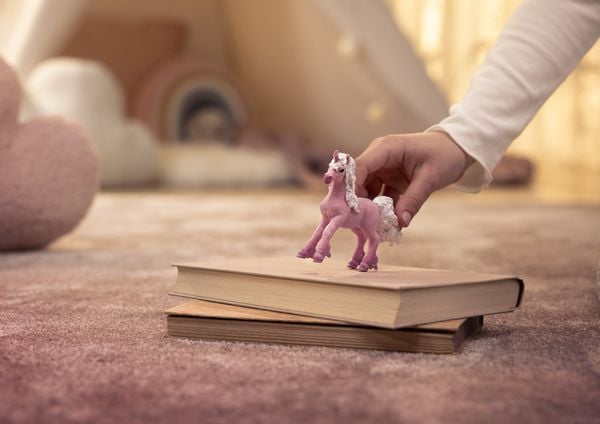 Produktbild: schleich&reg; 70832 Bl&uuml;ten Einhorn Fohlen