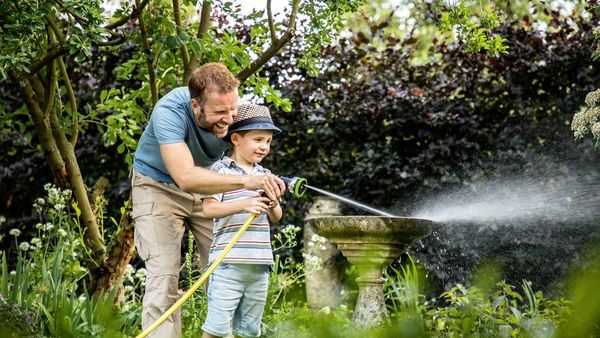 Produktbild: Bosch Home and Garden GardenPump 18V Akku-Gartenpumpe 540 l/h 1.8m