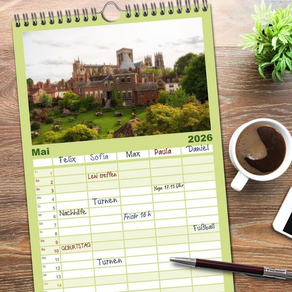 Produktbild: Familienplaner 2026 - Yorkshire - Dales und Coast mit 5 Spalten (Wandkalender, 21 x 45 cm) CALVENDO