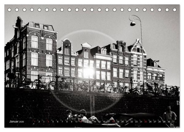 Produktbild: Ein Blick auf Amsterdam (Tischkalender 2026 DIN A5 quer), CALVENDO Monatskalender