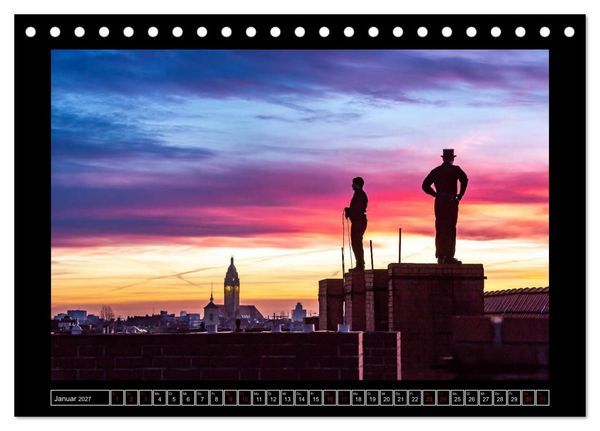 Produktbild: Schornsteinfeger &uuml;ber Berlin - Die Gl&uuml;cksbringer auf den D&auml;chern der Hauptstadt (Tischkalender 2027 DIN A5 quer), CALVENDO Monatskalender