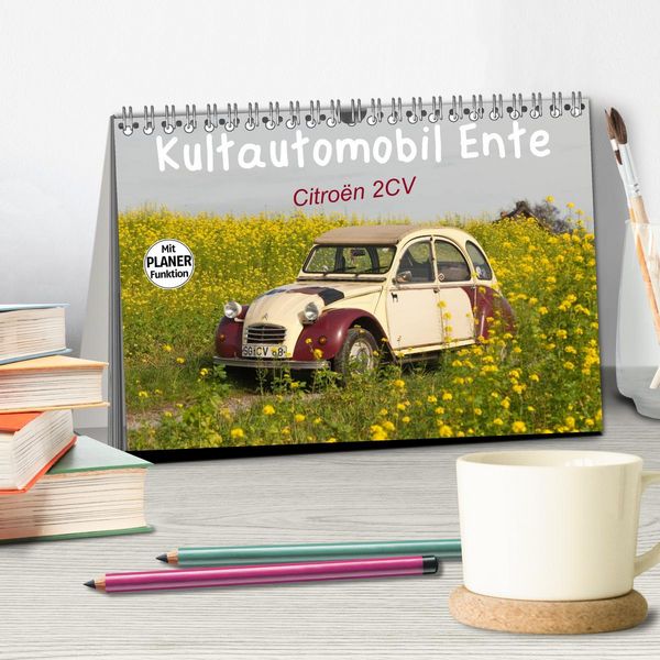 Produktbild: Kultautomobil Ente Citro&euml;n 2CV (Tischkalender 2025 DIN A5 quer), CALVENDO Monatskalender