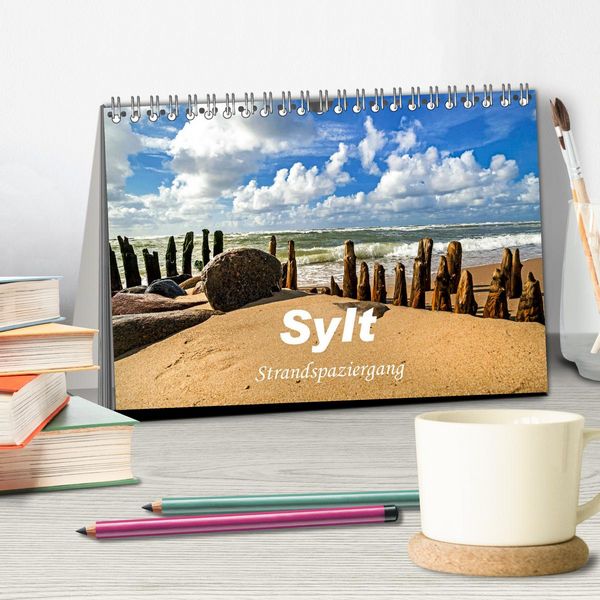 Produktbild: Sylt - Strandspaziergang (Tischkalender 2026 DIN A5 quer), CALVENDO Monatskalender