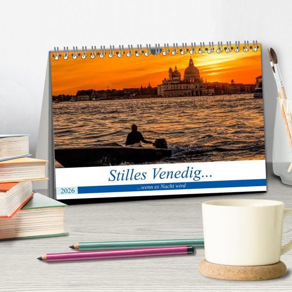 Produktbild: Stilles Venedig wenn es Nacht wird (Tischkalender 2026 DIN A5 quer), CALVENDO Monatskalender