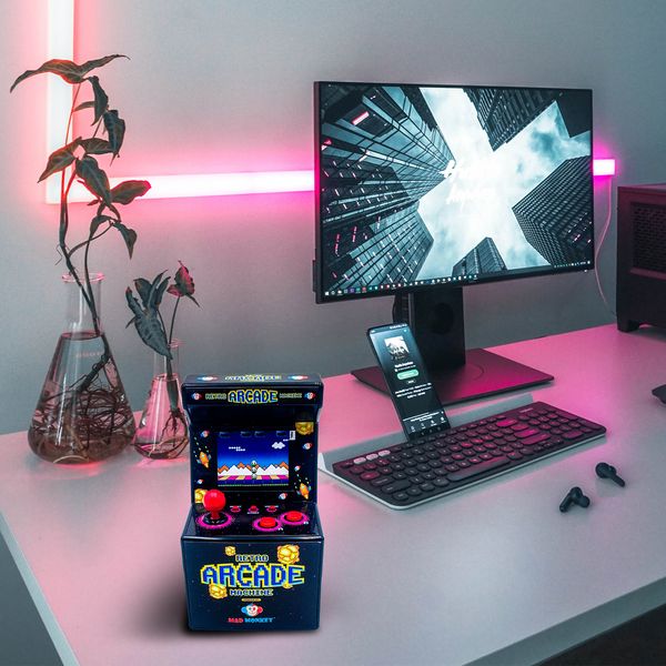 Produktbild: Mad Monkey Retro Mini Arcade 240x 8-Bit Spiele