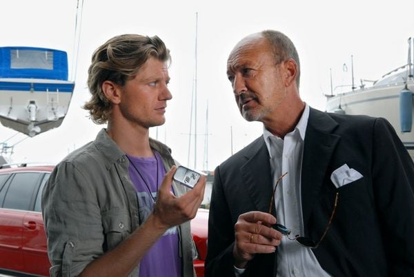 Produktbild: Mord in Bester Gesellschaft Komplettbox [8 DVDs]