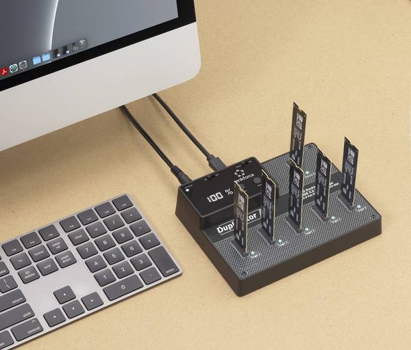 Produktbild: Renkforce RF-6BDS-350 5fach Festplatten-Kopierstation M.2 SATA 6 Gb/s, USB-C&reg;