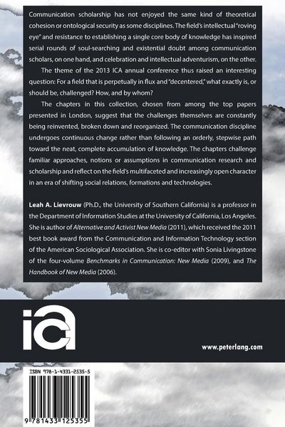 Produktbild: Challenging Communication Research
