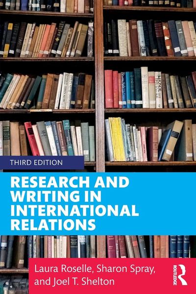 Produktbild: Research and Writing in International Relations