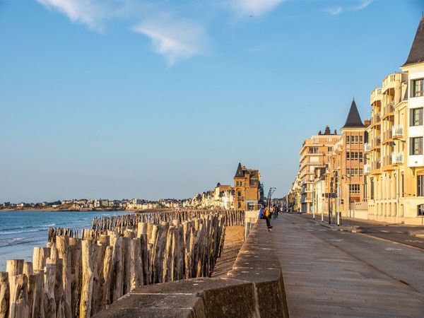 Produktbild: CALVENDO Puzzle Promenade am Plage Sillon, Saint Malo, Bretagne, Frankreich | 1000 Teile Lege-Gr&ouml;&szlig;e 64x48cm Foto-Puzzle f&uuml;r gl&uuml;ckliche Stunden