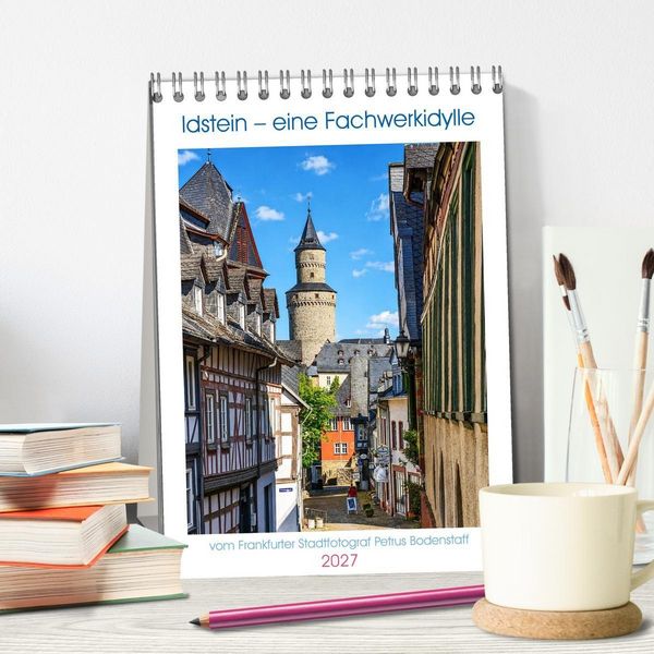 Produktbild: Idstein &ndash; eine Fachwerkidylle (Tischkalender 2027 DIN A5 hoch), CALVENDO Monatskalender