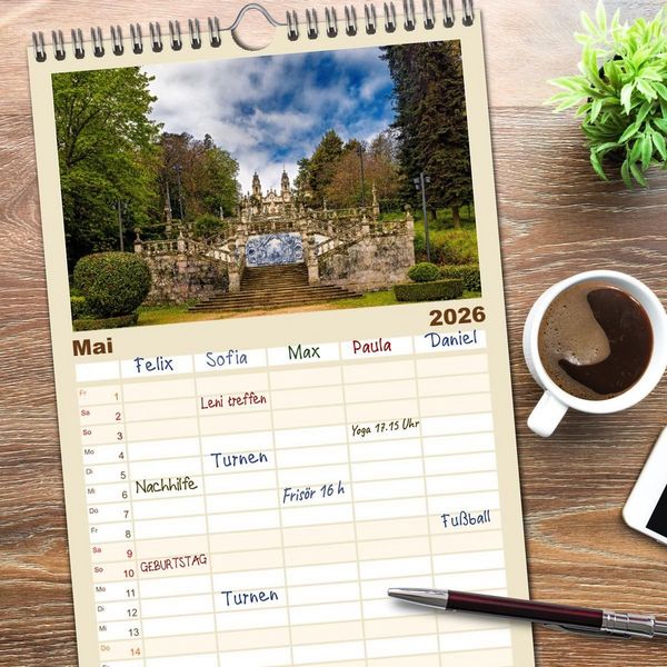 Produktbild: Familienplaner 2026 - Von Porto bis an die Algarve mit 5 Spalten (Wandkalender, 21 x 45 cm) CALVENDO