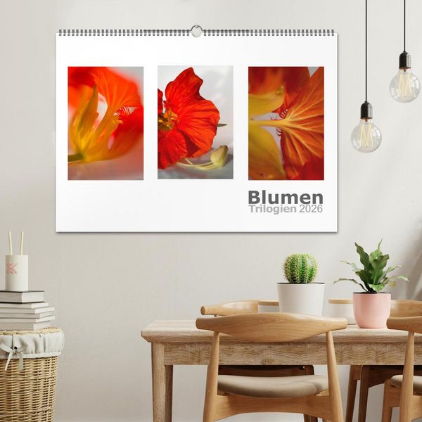 Produktbild: Blumen Trilogien (Wandkalender 2026 DIN A2 quer), CALVENDO Monatskalender