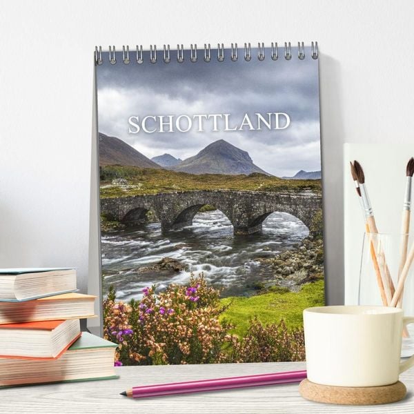 Produktbild: Schottland - Isle of Skye & Umgebung (Tischkalender 2027 DIN A5 hoch), CALVENDO Monatskalender