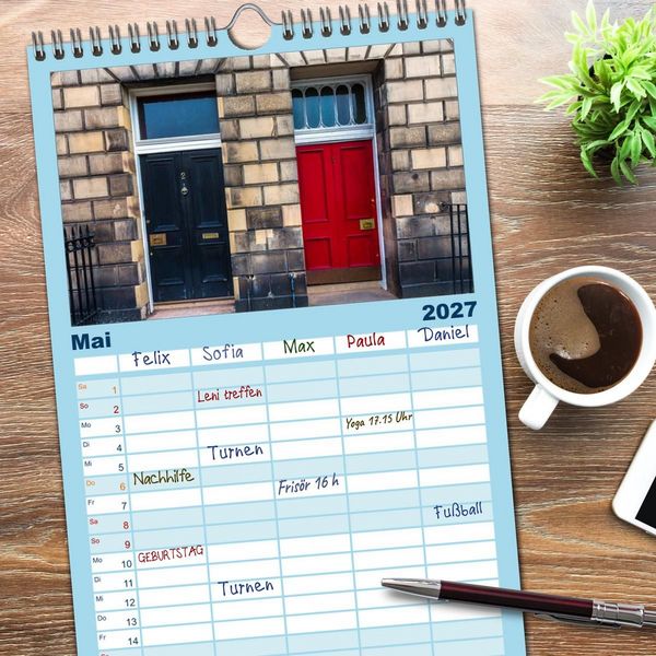 Produktbild: Familienplaner 2027 - Faszination Edinburgh mit 5 Spalten (Wandkalender, 21 x 45 cm) CALVENDO