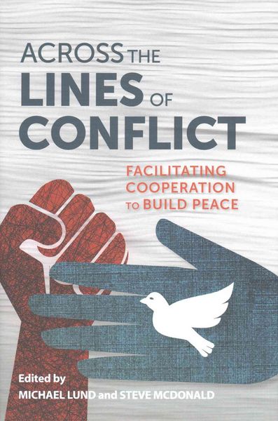 Produktbild: Across the Lines of Conflict
