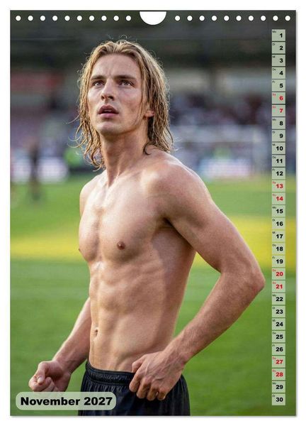 Produktbild: Nachspielzeit - Athletische Fu&szlig;baller - sinnlich und intensiv (Wandkalender 2027 DIN A4 hoch), CALVENDO Monatskalender