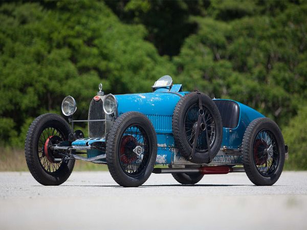 Produktbild: CALVENDO Puzzle Bugatti Typ 37 | 1000 Teile Lege-Gr&ouml;&szlig;e 64x48cm Foto-Puzzle f&uuml;r gl&uuml;ckliche Stunden