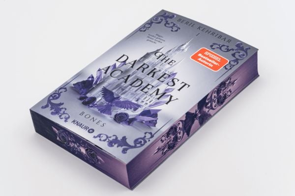 Produktbild: The Darkest Academy 1 &ndash; Bones