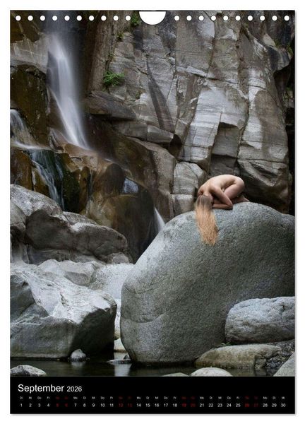 Produktbild: Wasserf&auml;lle im Tessin - Aktaufnahmen an sch&ouml;nen Wasserf&auml;llen in der S&uuml;dschweiz (Wandkalender 2026 DIN A4 hoch), CALVENDO Monatskalender