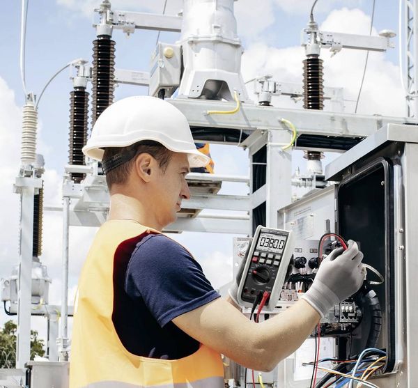 Produktbild: VOLTCRAFT VC915 Industrie-Multimeter TRMS LoZ CAT III 1000 V, CAT IV 1000 V Bluetooth&reg; integrierte Magnethalterung transflektives Display