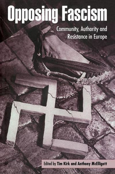 Produktbild: Opposing Fascism