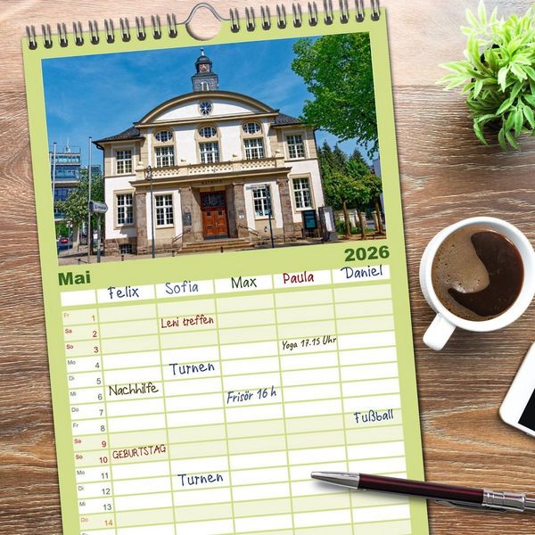 Produktbild: Familienplaner 2026 - Hennef - Stadt der 100 D&ouml;rfer mit 5 Spalten (Wandkalender, 21 x 45 cm) CALVENDO