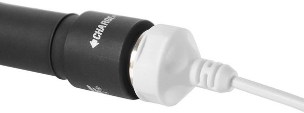 Produktbild: ArmyTek Prime C2 Pro LED Taschenlampe akkubetrieben 2400lm 68g