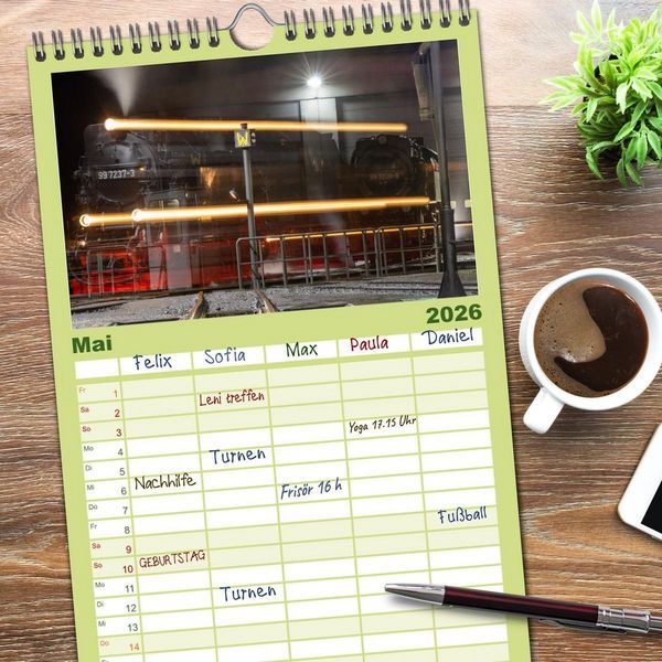 Produktbild: Familienplaner 2026 - Ein ganzes Jahr unter Volldampf! mit 5 Spalten (Wandkalender, 21 x 45 cm) CALVENDO
