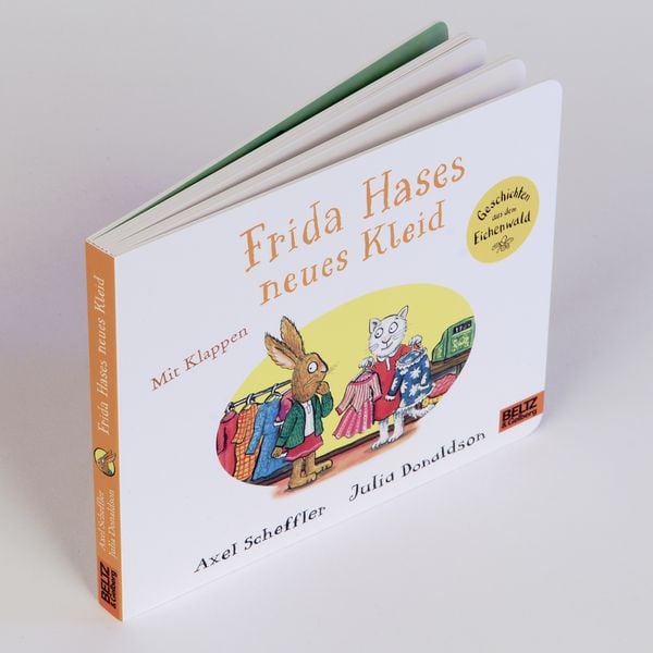 Produktbild: Frida Hases neues Kleid