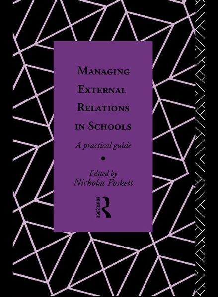 Produktbild: Managing External Relations in Schools