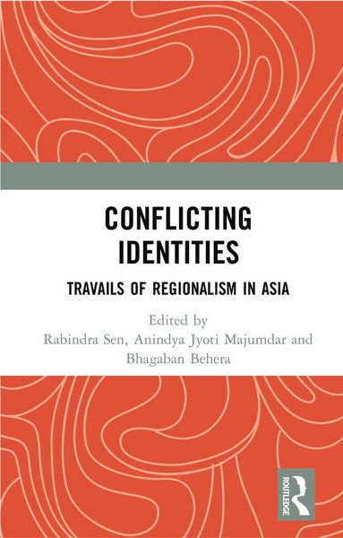 Produktbild: Conflicting Identities