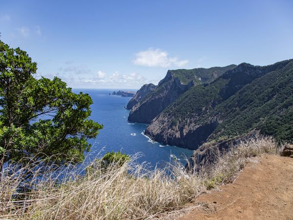 Produktbild: CALVENDO Puzzle Blick vom Steilk&uuml;stenpfad am Boca do Risco auf Madeira | 1000 Teile Lege-Gr&ouml;&szlig;e 64x48cm Foto-Puzzle f&uuml;r gl&uuml;ckliche Stunden