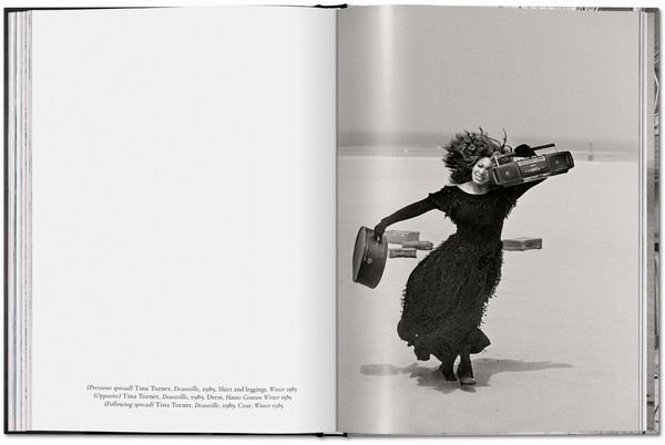 Produktbild: Peter Lindbergh. Azzedine Ala&iuml;a