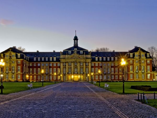 Produktbild: CALVENDO Puzzle Ein Motiv aus dem Kalender M&uuml;nster - Geschichten aus verschiedenen Jahrhunderten | 1000 Teile Lege-Gr&ouml;&szlig;e 64x48cm Foto-Puzzle f&uuml;r gl&uuml;ckliche Stunden