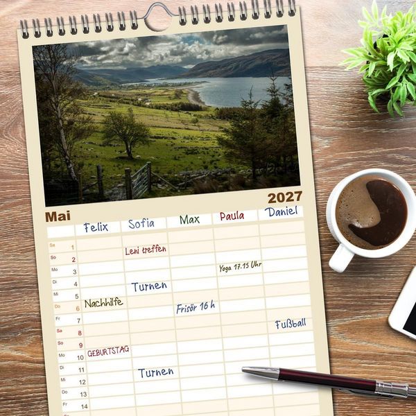 Produktbild: Familienplaner 2027 - Die Highlands - Schottlands rauher Nordwesten mit 5 Spalten (Wandkalender, 21 x 45 cm) CALVENDO